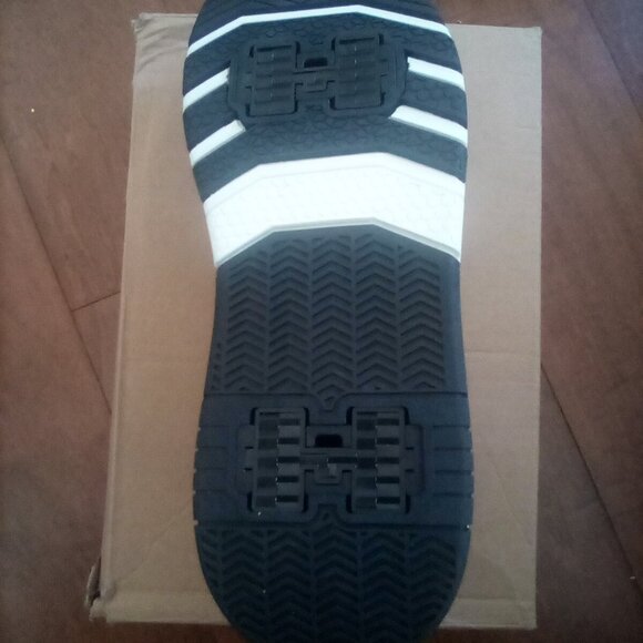 🎉Big Boys size 8 Adult 9.5/10 Comfy Skate Shoes🎉 - Picture 3 of 7